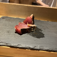 SUSHI TOKYO TEN、 新宿店 - かつお