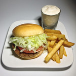 モスバーガー - モス野菜バーガー、ポテト、コーヒーシェイク