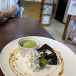 ハチマルハチカフェ - 