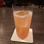 バー エイジング - リンゴのカクテル