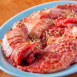 炭火焼肉 萬まる - 料理写真: