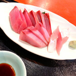 味どころ 遊 - 刺身定食（さわら）味噌汁、ご飯or玄米お代わり可
990円