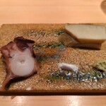 鮨 さかい - 蛸と蒸し鮑