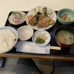 Yoshimura - アジフライ＋ミニ刺身定食1,100円