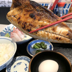 具魯烏葡 - 「お刺身とサバ塩定食」