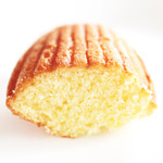 サロン・ド・テ オ・グルニエ・ドール - マドレーヌの断面 '13 4月上旬