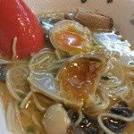 麺一盃 - 博多風豚骨魚介麺+味玉(2013/4)