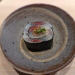 鮨 唐島 - イワシの海苔巻き