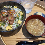 Sakanaya Sakaba Fissha - ランチの海鮮丼