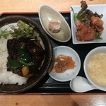 Ebisu Gyouza Taihouki Gotanda - 夏茄子と挽肉の甘辛味噌 油淋鶏セット（1000円）