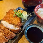 ワインと炭の音 食堂ますだ - ローストンカツ定食¥1,000