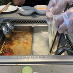 海底撈火鍋 - 2019/08/23麺を入れてくれてます。
