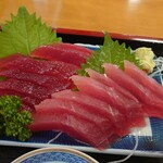 お食事処 にしき - 特上マグロ