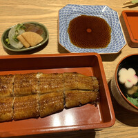 博多うなぎ屋 藤う那 - うな重（ご飯は下の重に）