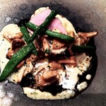 モノリス - 仔牛