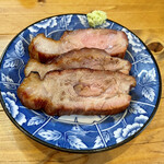 Ramen FeeL - 炙り肩ロース焼豚