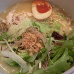 蔭山樓 - 鶏白湯麺