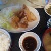 にし - 料理写真:唐揚げ定食600円。