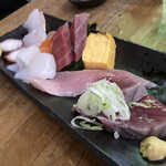 もつ焼き酒場　豚坊 - お刺身。