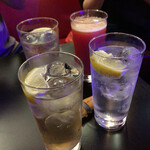 昭和歌謡バッカス - 最後の乾杯☆
            と言うより、めんめで好きなの飲んでます