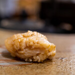 鮨　まつ本 - 2022.8 長万部産炙りホッキ貝