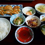 Gyouzano Mimi - 【餃子定食ダブル（１０個）　９５０円】