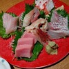 呑兵衛 - 刺身5種盛り合わせ （1580円）ホッキとタコ当たり