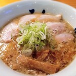 Ufu shin - 肉そば　