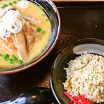 Ramenya Ichibantei - 白味噌ラーメン炒飯セット