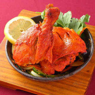 Enjoy the famous tandoori chicken ◆ Authentic Indian street food is also very popular!
