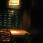 アユウルディ - テーブル席からは夜景が見えます