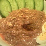 アユウルディ - ルンダン・サビ。牛肉のスパイス・ココナッツ煮込み