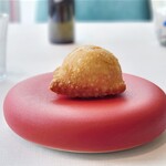 FARO - 自家製ツナとモッツァレラチーズのカルツォーネ