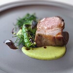 FARO - サドルバッグ豚はイタリア原産の古代豚らしく、日本では生産者さんは一人だそうです。