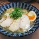 Torisoba Tsutsumi - ミラノの朝陽（旨塩ラーメン）