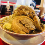 らーめん孝一郎 - コウジロウ（中 野菜増し アブラマシマシ）