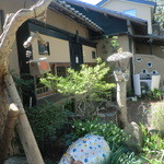 竹やぶ - 庭側から