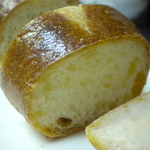 パン工房ナナ - ツヤツヤのバケット！