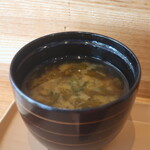 鮪お重 栄町 - 生海苔味噌汁