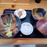 お食事処 田島 - ガサエビ丼。10匹いました。