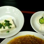 長龍 - 中国料理 長龍 ＠板橋本町 定食に付く奴と漬物