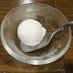Teppanyaki To Okonomiyaki Mishimaya - 食後のアイス