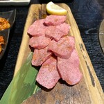 焼肉 赤煉瓦 - 極上タン塩