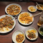 Ikebukuro Daisakaba - 料理は、普通の盛です。