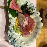 Iyashi No Sato Kiyashiki - 乗ってる野菜を退けだら、かなりの量のお刺身です！