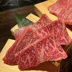 炭火焼肉・にくなべ屋 神戸びいどろ - 