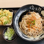 ゆで太郎 - エビかき揚げそば（650円）