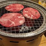 炭火焼肉 火の国 - 