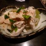 おたべや - チキンと新玉葱と蕗の山椒和え