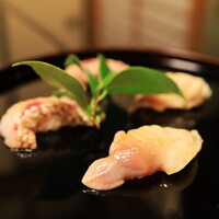 陸女鮨 - 